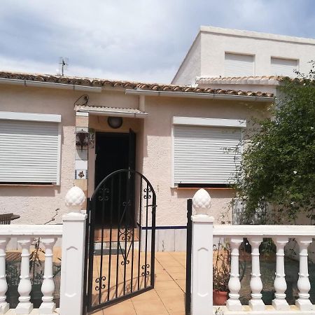 Bungalow Cerca De La Playa Dénia Exterior foto