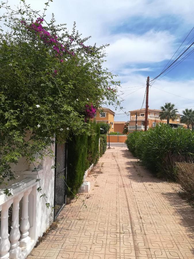 Bungalow Cerca De La Playa Dénia Exterior foto